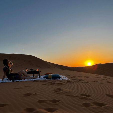 Erg Chebbi Starlight Camp Ξενοδοχείο Merzouga Εξωτερικό φωτογραφία