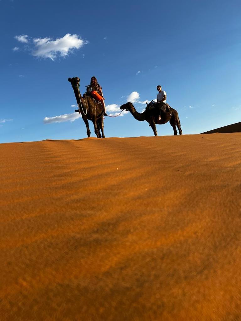 Erg Chebbi Starlight Camp Ξενοδοχείο Merzouga Εξωτερικό φωτογραφία